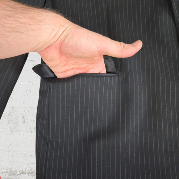 Y2K Lauren Ralph Lauren Black Pinstripe Single Breasted Wool Suit Jacket Size 48 - Picture 3 of 16